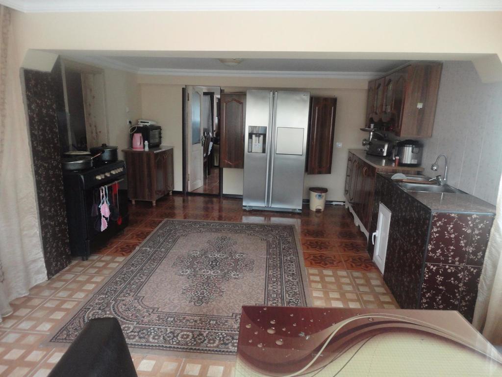 Guest House Надежда Kobuleti Esterno foto